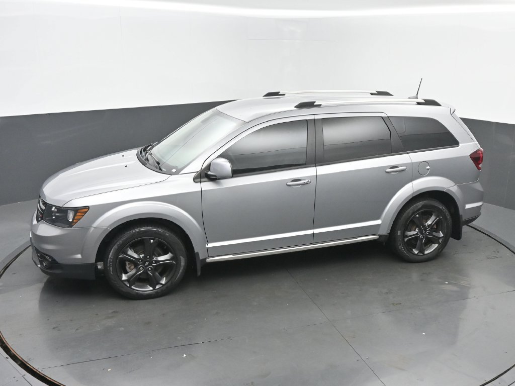 Used 2019 Dodge Journey Crossroad w/ Mopar All Weather Group FWD image 43