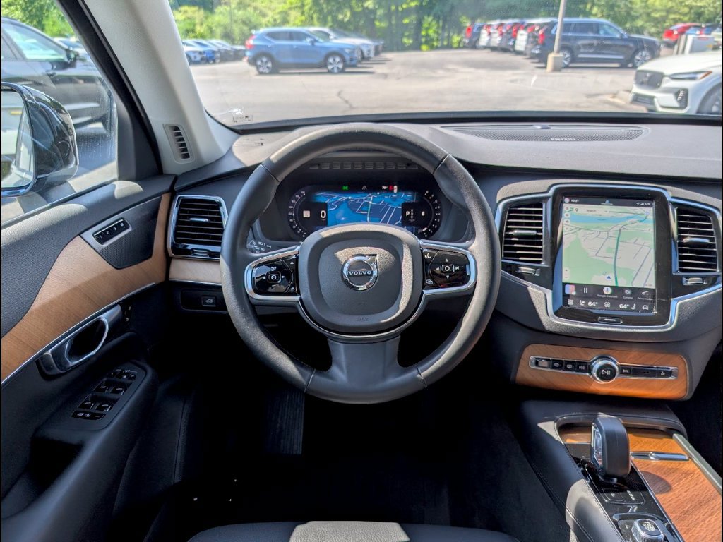 Certified 2024 Volvo XC90 B6 Plus w/ Protection Package AWD/4WD image 11