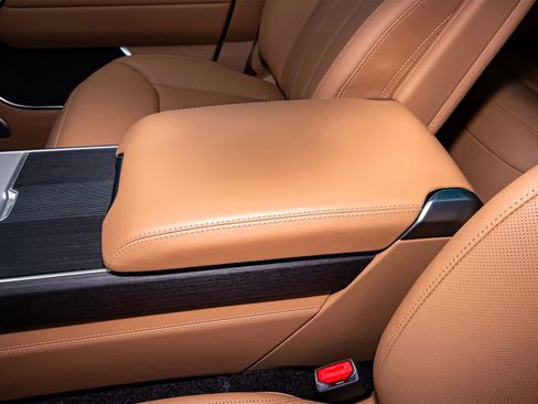 New 2025 Land Rover Range Rover Autobiography image 32