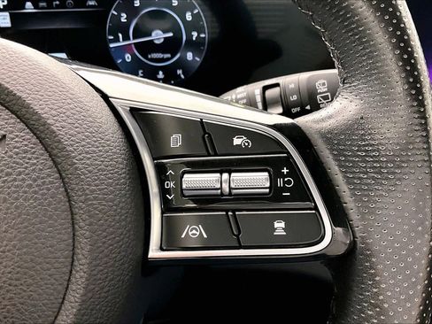 Used 2024 Kia Seltos SX image 23