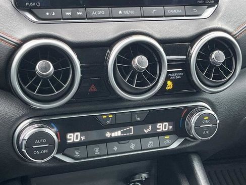 Certified 2025 Nissan Sentra SR image 5