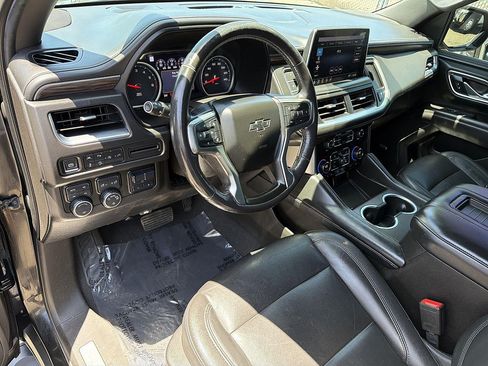 Used 2021 Chevrolet Tahoe Z71 w/ Z71 Off-Road Package AWD/4WD image 9
