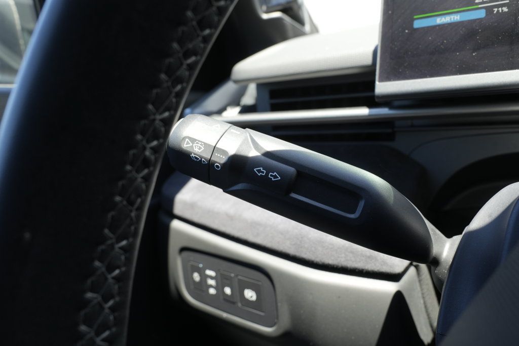 Used 2023 Fisker Ocean Extreme AWD/4WD image 46