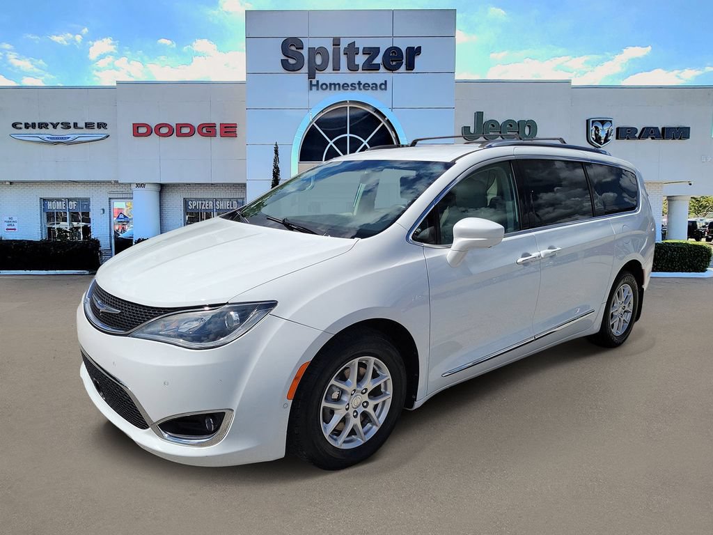 Used 2020 Chrysler Pacifica Touring-L w/ Advanced Safetytec Group FWD image 4
