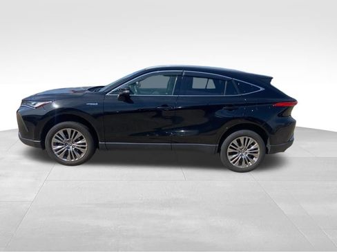 Used 2021 Toyota Venza XLE w/ Softex Package image 20