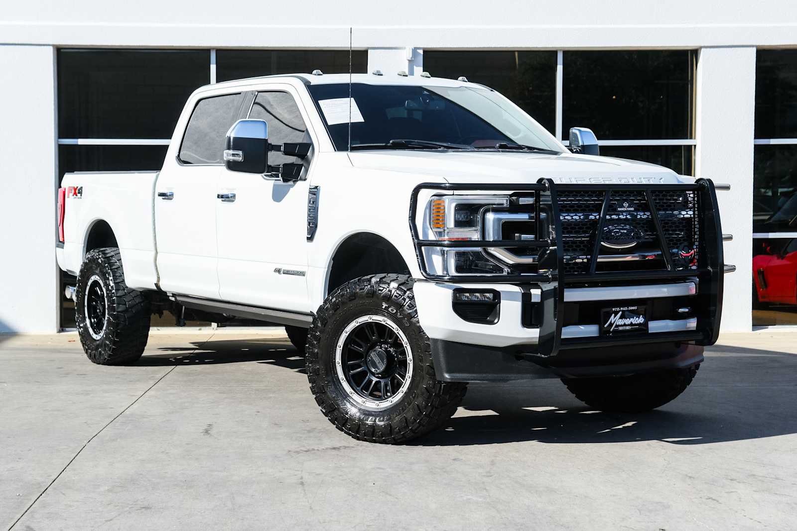 Used 2022 Ford F250 Platinum w/ FX4 Off-Road Package AWD/4WD image 7