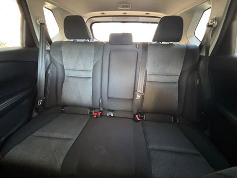 Used 2025 Nissan Rogue SV FWD image 40
