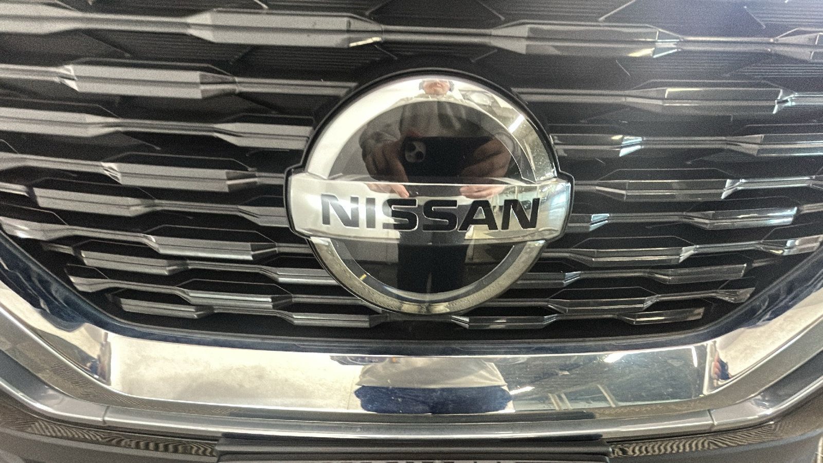 Used 2021 Nissan Rogue S FWD image 8