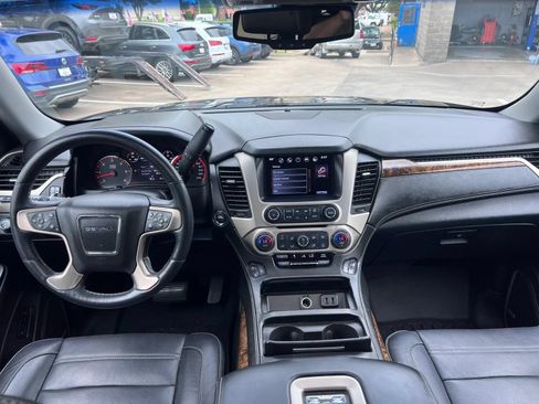 Used 2016 GMC Yukon XL Denali w/ Open Road Package AWD/4WD image 40