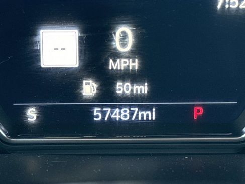 Used 2021 GMC Sierra 2500 Denali w/ Denali Ultimate Package image 23