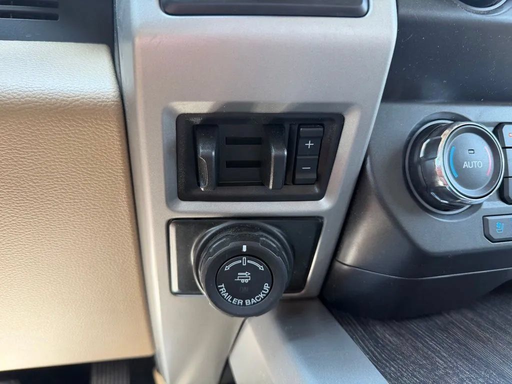 Used 2021 Ford F250 Lariat w/ Chrome Package AWD/4WD image 23