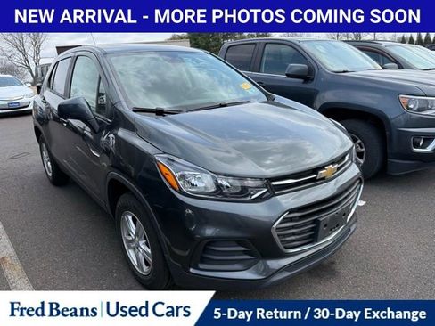 Used 2020 Chevrolet Trax LS w/ Tint and Cruise Package image 1