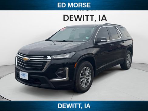 Used 2023 Chevrolet Traverse LT image 1