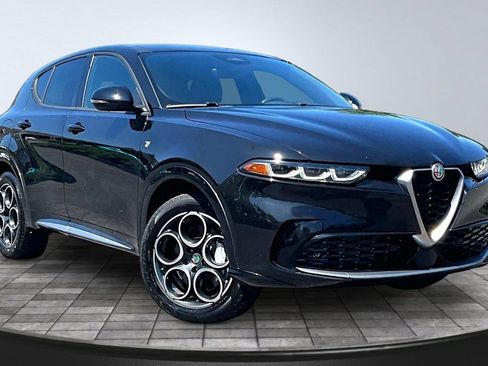 Used 2024 Alfa Romeo Tonale Ti AWD/4WD image 3