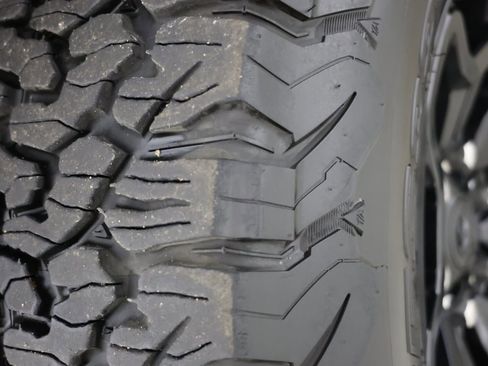 Used 2022 RAM 1500 TRX w/ TRX Level 1 Equipment Group image 15