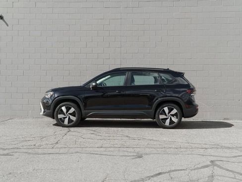 Used 2025 Volkswagen Taos S AWD/4WD image 2