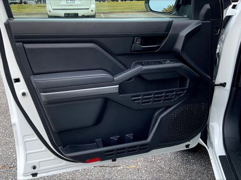 Used 2024 Toyota Tacoma SR5 image 40