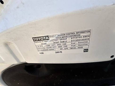 Used 2014 Toyota RAV4 XLE FWD image 28
