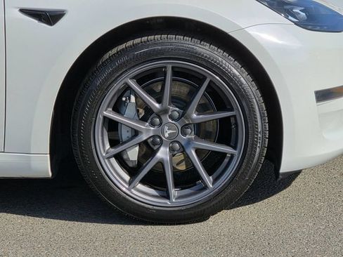 Used 2023 Tesla Model 3 Standard Range RWD image 8