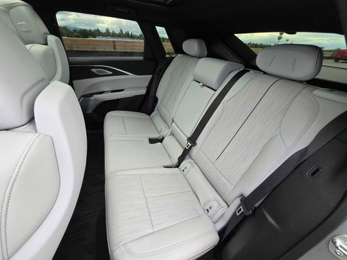 New 2024 Cadillac Lyriq Sport image 20