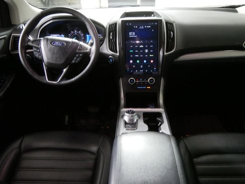 Used 2022 Ford Edge SEL w/ Convenience Package image 18