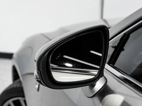 Used 2019 Lexus IS 300 RWD image 41