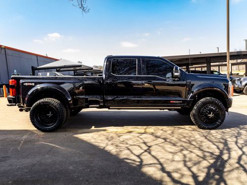 Used 2025 Ford F450 Platinum image 11
