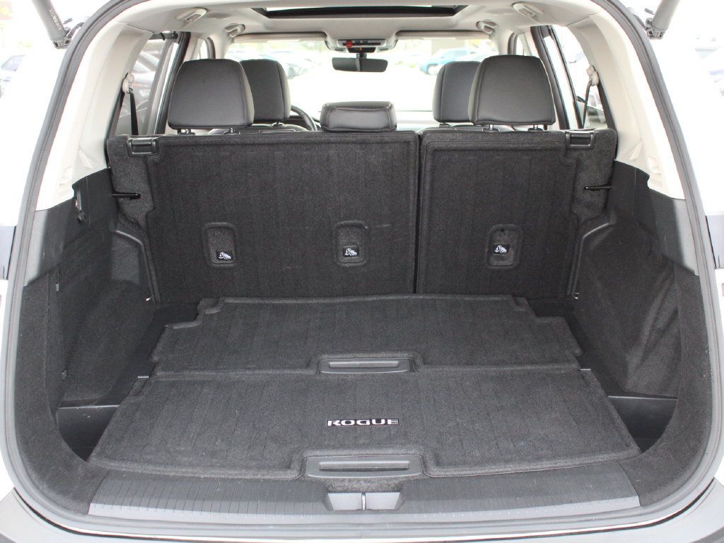 Used 2023 Nissan Rogue SL w/ SL Premium Package FWD image 36