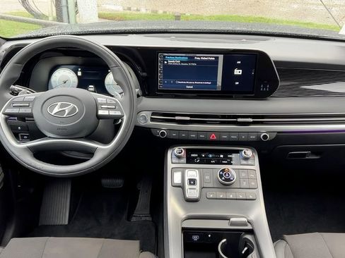 Certified 2025 Hyundai Palisade Calligraphy image 23