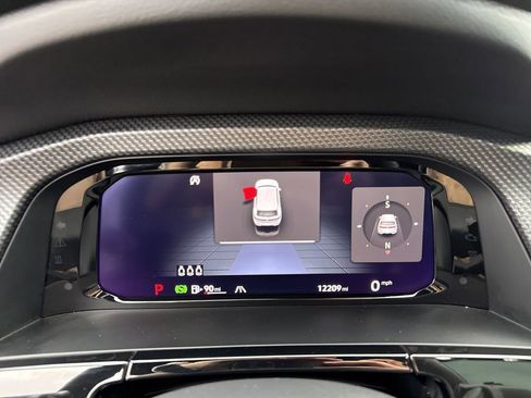 Used 2025 Volkswagen Atlas Cross Sport SEL image 29