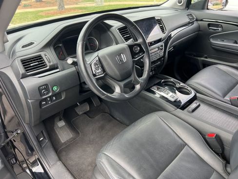 Used 2022 Honda Pilot Touring image 15