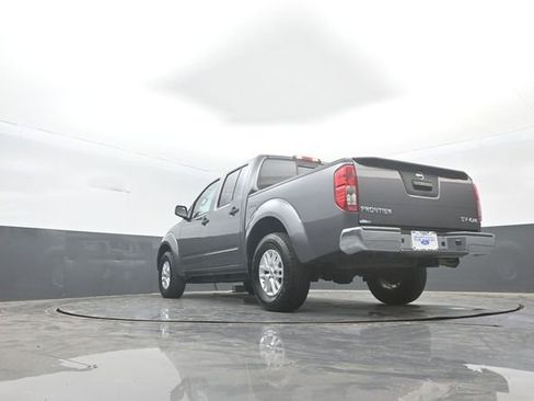 Used 2016 Nissan Frontier SV AWD/4WD image 36