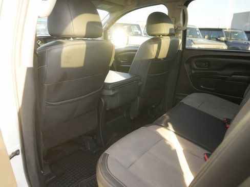 Used 2021 Nissan Titan S w/ S Utility Package image 11