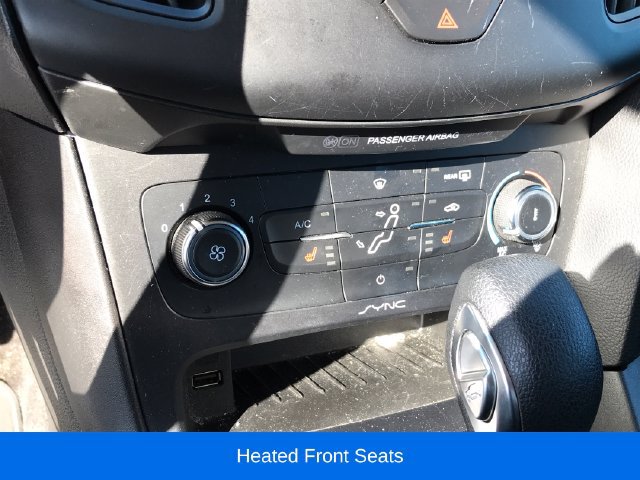 Used 2017 Ford Focus SE w/ Cold Weather Package FWD image 7