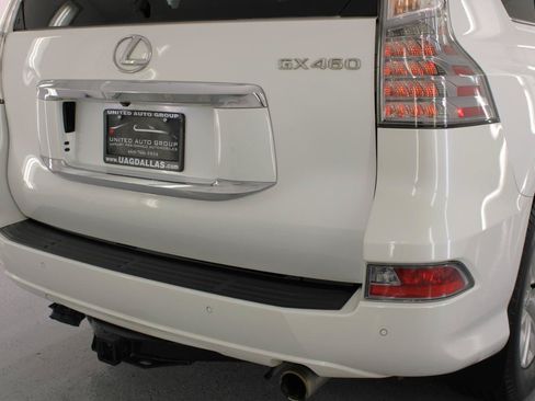 Used 2014 Lexus GX 460 w/ Premium Package AWD/4WD image 23