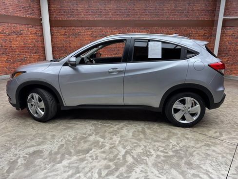 Used 2019 Honda HR-V EX image 2