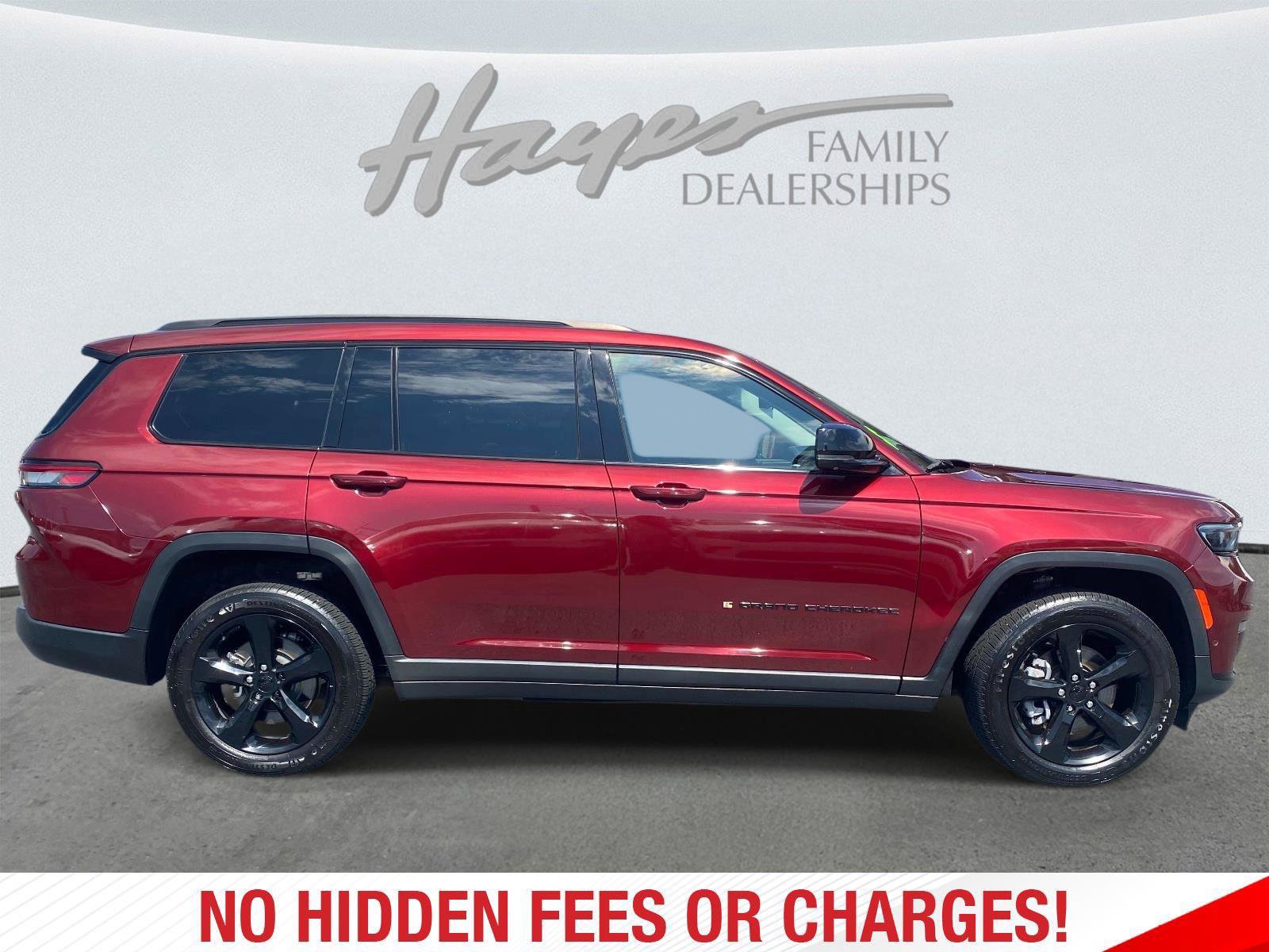 Used 2023 Jeep Grand Cherokee L Limited w/ Luxury Tech Group II RWD image 2