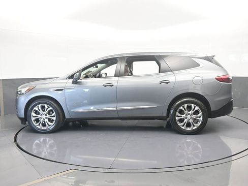 Used 2018 Buick Enclave Avenir w/ Avenir Technology Package image 3