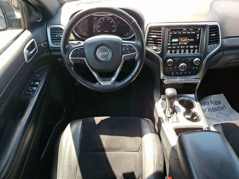 Used 2018 Jeep Grand Cherokee Altitude AWD/4WD image 13