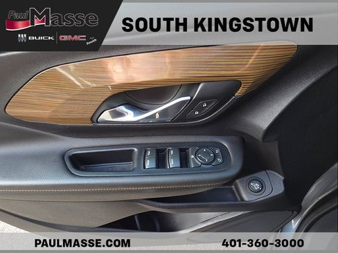 Used 2020 GMC Terrain SLE w/ Driver Convenience Package AWD/4WD image 11