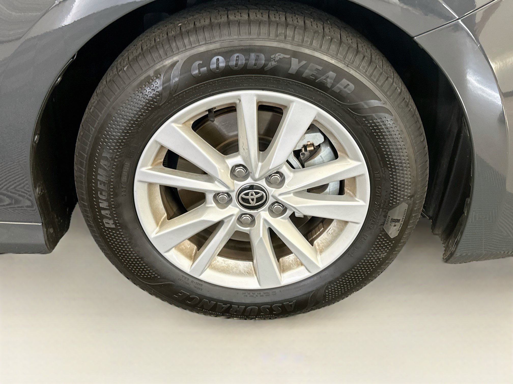 Used 2026 Toyota Camry LE FWD image 11
