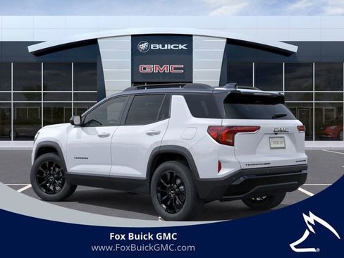 Used 2026 GMC Terrain Elevation w/ Elevation Premium Package image 3