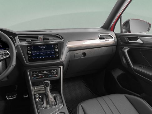 Certified 2024 Volkswagen Tiguan SE R-Line FWD image 44