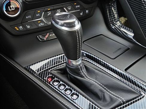 Used 2017 Chevrolet Corvette Stingray Coupe RWD image 16