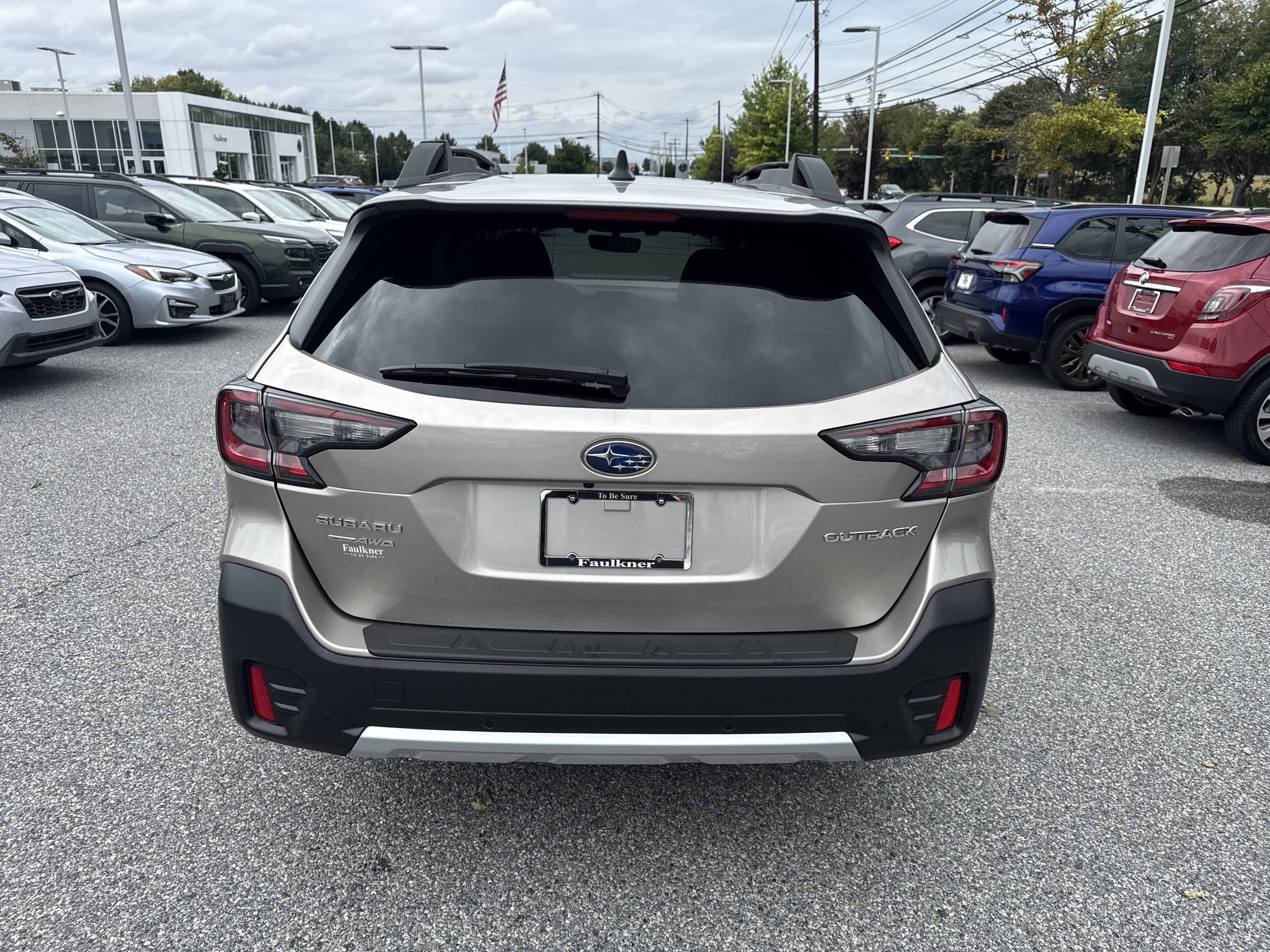 Used 2020 Subaru Outback Limited w/ Popular Package #2 AWD/4WD image 27