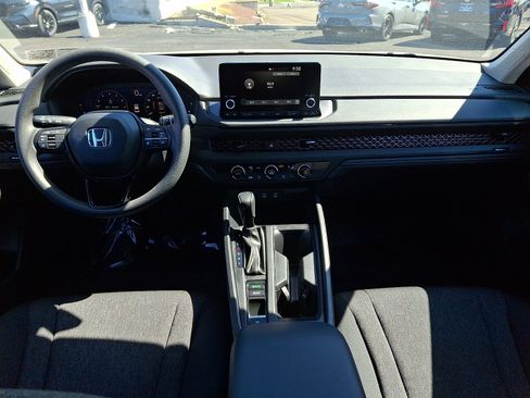 Used 2023 Honda Accord LX image 11