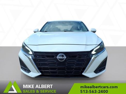 Used 2023 Nissan Altima 2.5 S FWD image 2