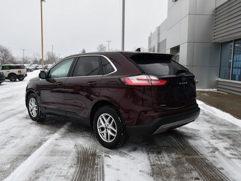 Used 2022 Ford Edge SEL w/ Convenience Package image 4