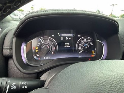 New 2026 RAM 2500 Laramie AWD/4WD image 32