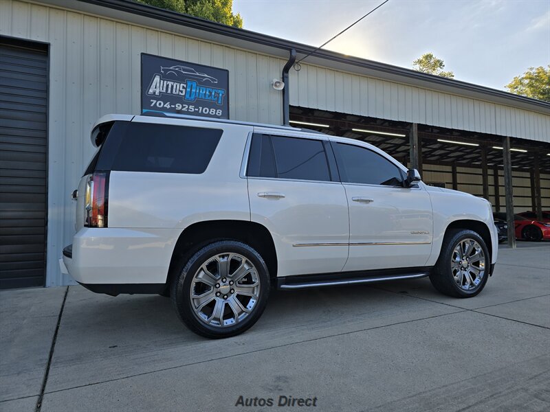 Used 2017 GMC Yukon Denali w/ Open Road Package AWD/4WD image 10